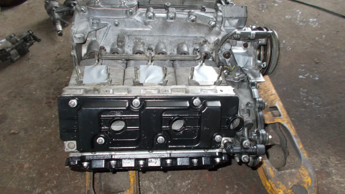 Image 2 of 3, of the 1989 PORSCHE 911 964 CARRERA 2 3.6 LITRE RECON ENGINE for sale on MotorsportAds.