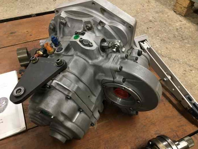 Image 1 of 1, of the Sadev ST75-14 6-speed sequential gearbox for sale on MotorsportAds.