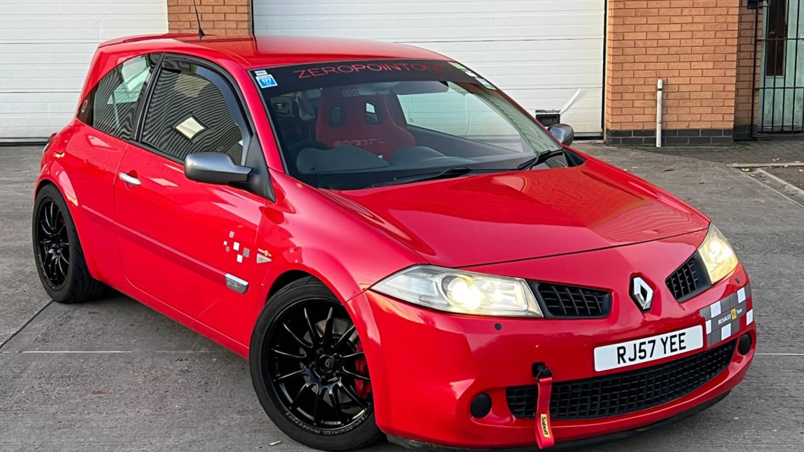 Image 9 of 11, of the Renault Megane R26 Track Car  for sale on MotorsportAds.