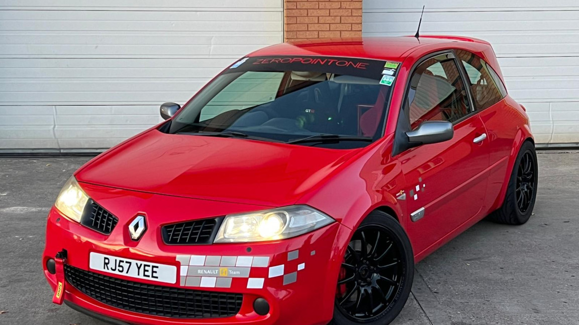 Image 7 of 11, of the Renault Megane R26 Track Car  for sale on MotorsportAds.