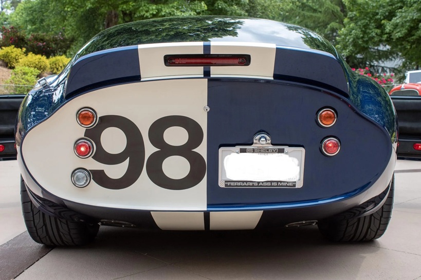 Image 6 of 10, of the 2005 replica Shelby Superformance Daytona Coupe for sale on MotorsportAds.